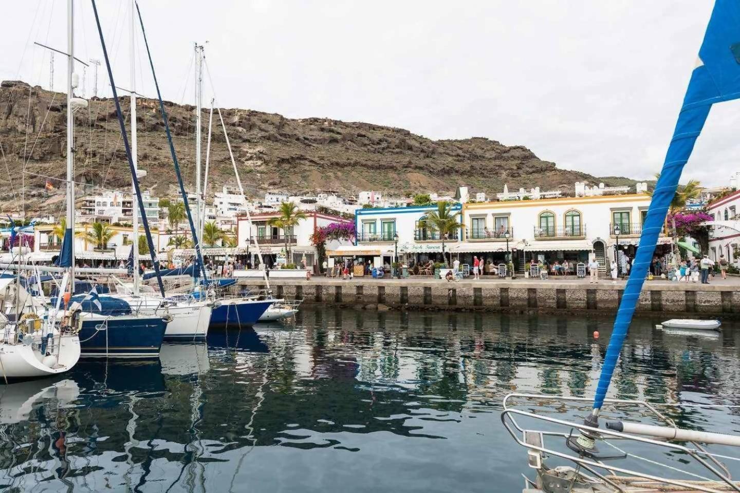 Hotel Precioso Yate En El Centro Del Puerto De Mogan Esterno foto